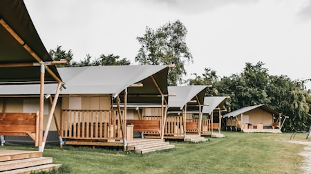 Buitenaanzicht - Vodatent Vakantiepark De Kleine Wielen