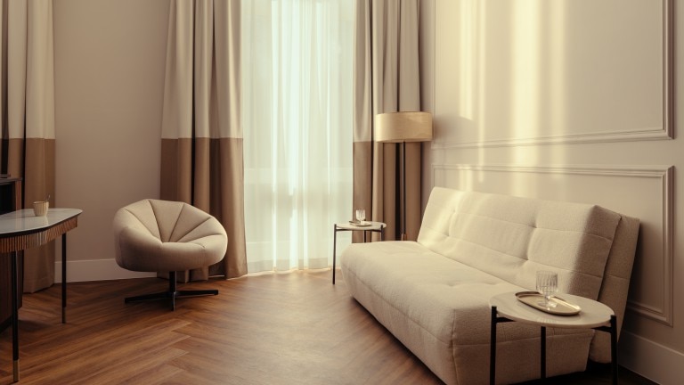 Family room 1 king bed 2 sofabeds - The Manor Amsterdam