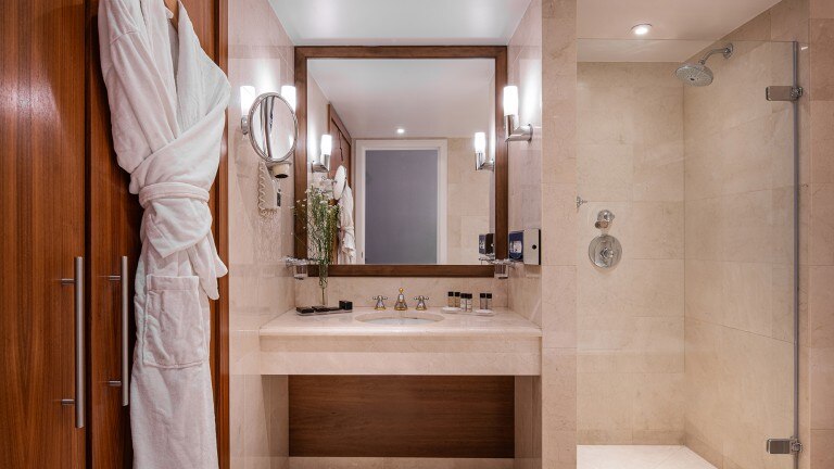 Classic twin room - Warwick Grand-Place Brussels