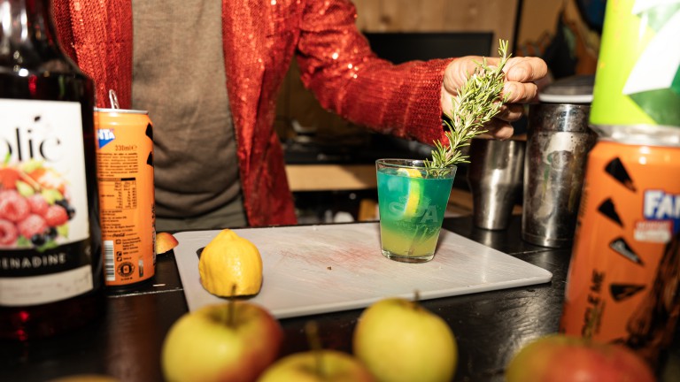 Bar - Amsterdam Teleport Hotel