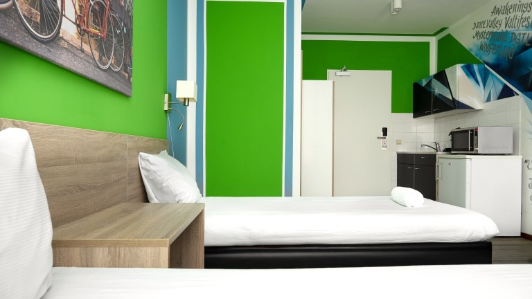 Budget twin studio - Amsterdam Teleport Hotel