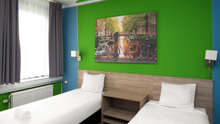 Budget twin studio - Amsterdam Teleport Hotel
