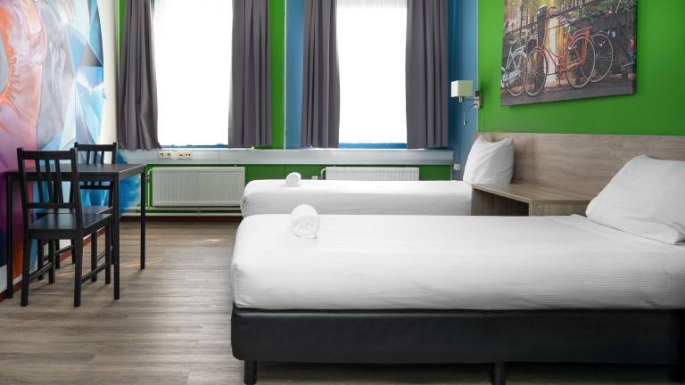 Budget twin studio - Amsterdam Teleport Hotel
