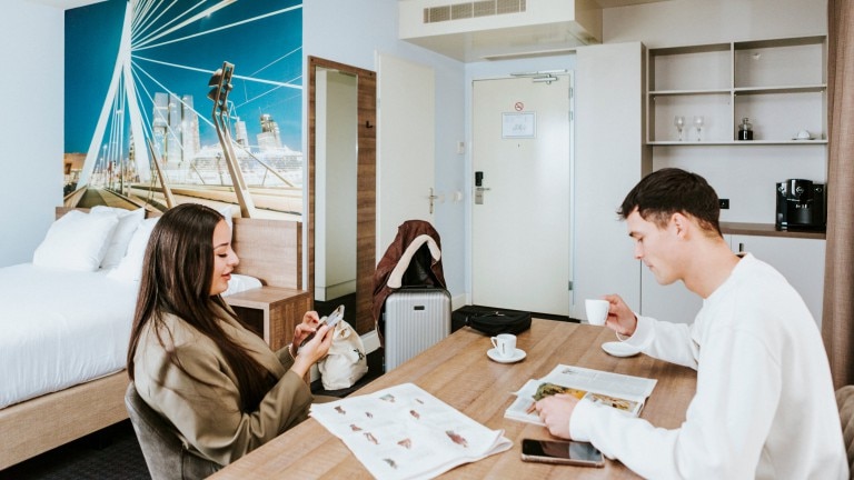 Suite met balkon - Rotterdam Teleport Hotel