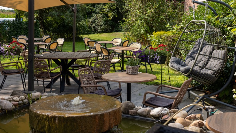 Terras - Landhotel De Hoofdige Boer