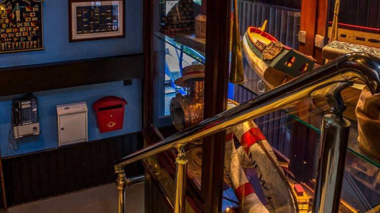 Hal - Boat Hotel De Barge