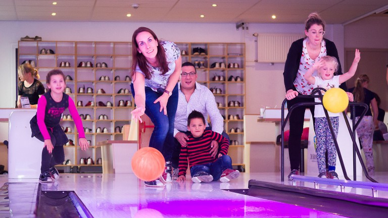 Bowlingbaan op naastgelegen Vakantiepark de Krim - Villapark Residentie Texel