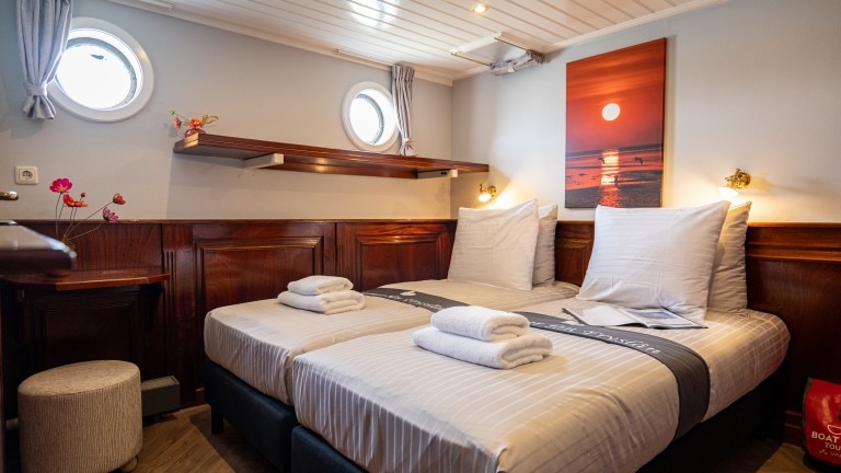 Simmer fan Fryslan - Boat Bike Tours