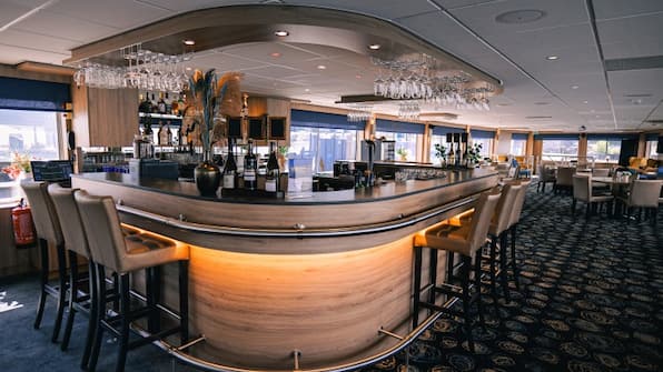 Bar - Boat Bike Tours