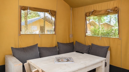 Woonkamer - Camping 't Veld Woonkamer - Camping 't Veld