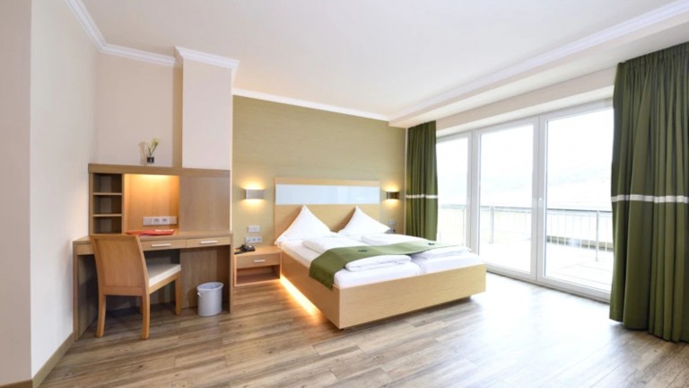 Seeblick kamer met balkon - Dormio Hotel der Seehof