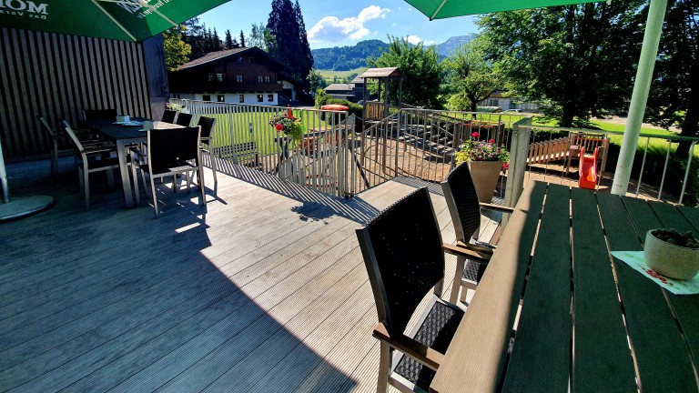 Terras - Familienhotel Gasthof Adler