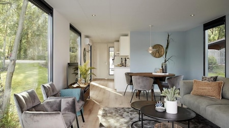 Woonkamer - Vakantiepark Breebronne Woonkamer - Vakantiepark Breebronne