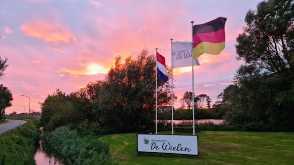 Entree - Recreatiepark De Wielen