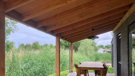 Terras - Recreatiepark De Wielen