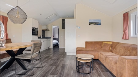 Woonkamer - RCN Vakantiepark Zeewolde Woonkamer - RCN Vakantiepark Zeewolde