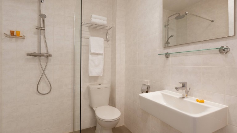 Queen room met stadszicht - Teleport Rotterdam Hotel