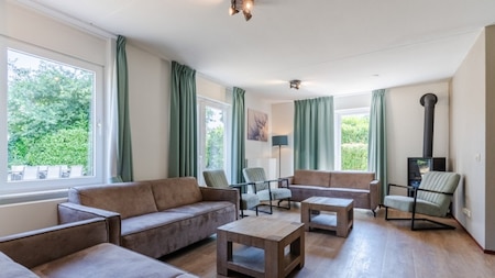 Woonkamer - Landal Resort ArcenBuitenaanzicht - Landal Resort Arcen