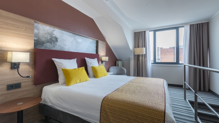 Studio 1 twin bed 1 sofabed - Leonardo Hotel Antwerpen