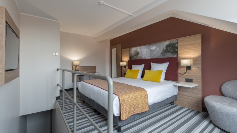 Studio 1 twin bed 1 sofabed - Leonardo Hotel Antwerpen