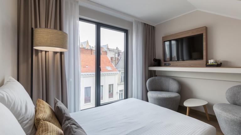 Studio 1 twin bed 1 sofabed - Leonardo Hotel Antwerpen