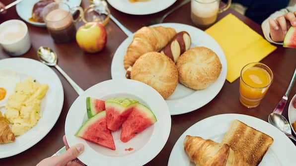 Ontbijtbuffet - Center Parcs Hochsauerland - Hotel