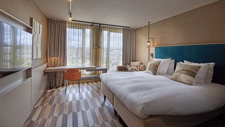 Roomy comfort - Carlton Oasis