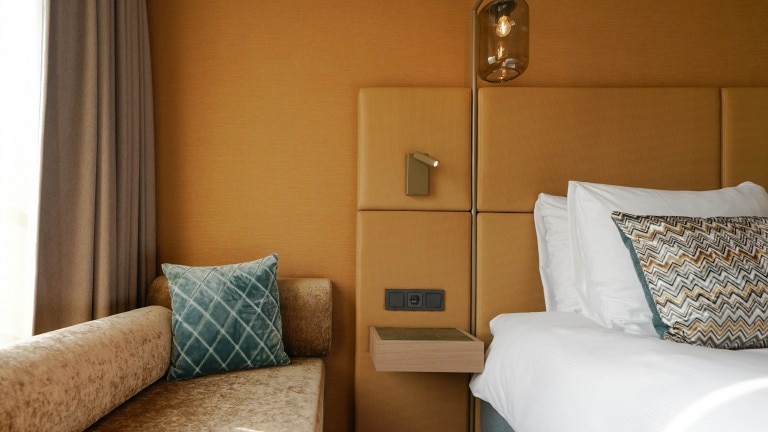 Roomy standard - Carlton Oasis