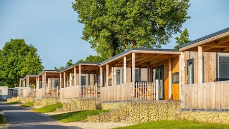 Buitenaanzicht - EuroParcs Gulperberg
