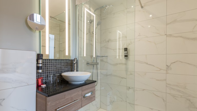 Deluxe room 1 double bed - Leonardo Hotel Antwerpen
