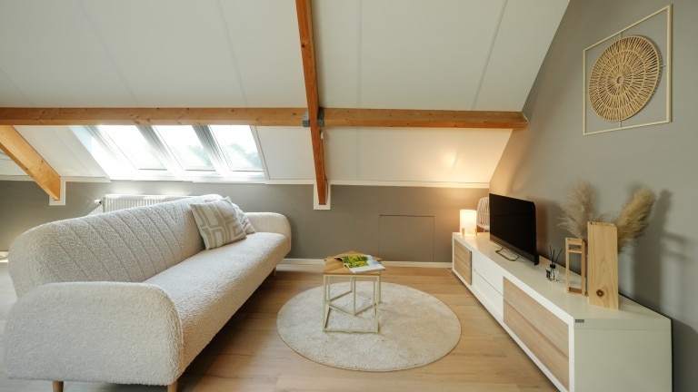 Studio eerste verdieping - De Kasteelboerderij