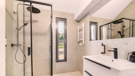 Badkamer - Vakantiepark Si-Es-An Badkamer - Vakantiepark Si-Es-An