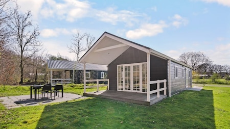 Buitenaanzicht - Vakantiepark Si-Es-An Buitenaanzicht - Vakantiepark Si-Es-An