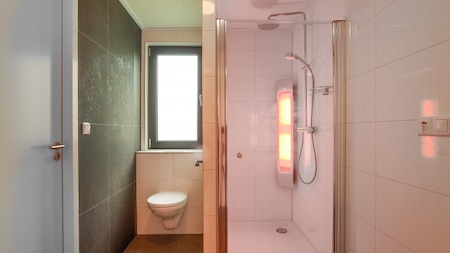 Badkamer - Landal de Vlinderhoeve Badkamer - Landal de Vlinderhoeve