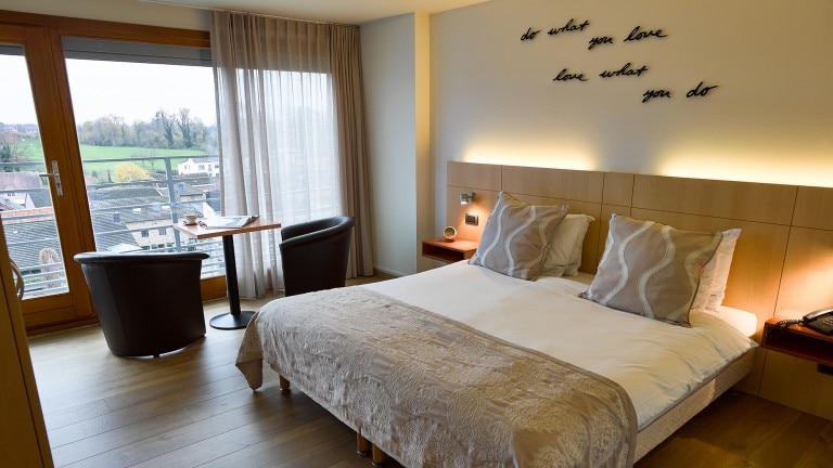 Tweepersoonskamer met Frans balkon - Hotel-Restaurant de Kommel