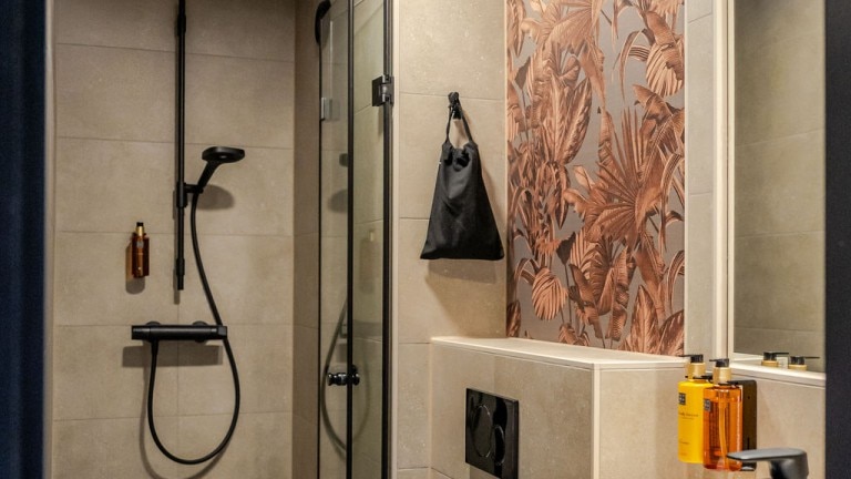 Plant leaf twin room - Hotel Wander