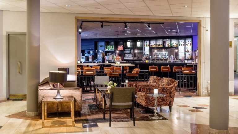 Bar - Parkhotel Tjaarda