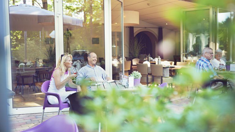 Terras - Aparthotel Delden