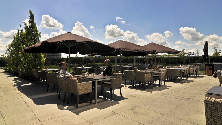 Terras - Van der Valk Hotel Ridderkerk