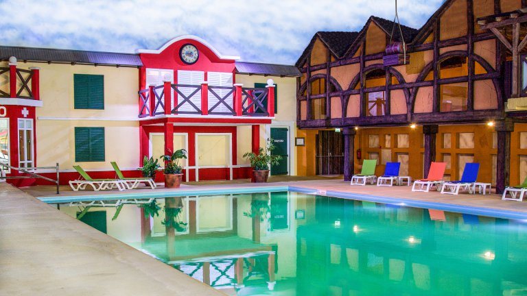 Waterpark - Attractie en Vakantiepark Slagharen