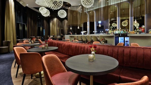 SIXX Skybar - Van der Valk Hotel Tiel