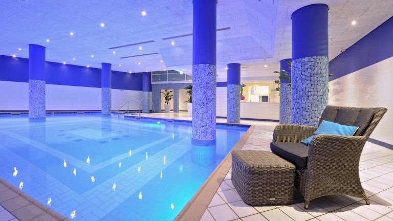 Zwembad - Van der Valk Theaterhotel Almelo