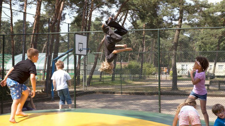 Airtrampoline - Oostappen Vakantiepark Arnhem