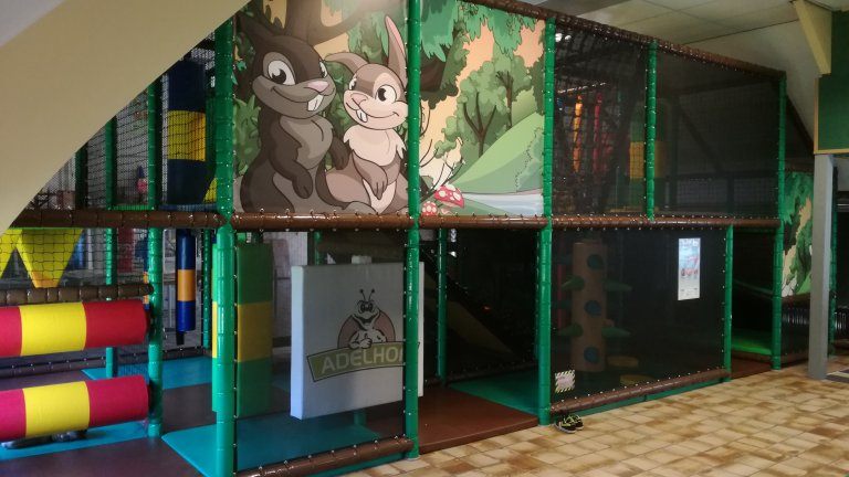 Indoor-Spielplatz - Recreatiecentrum Adelhof
