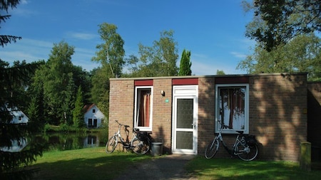 Vooraanzicht - Recreatiecentrum Adelhof Vooraanzicht - Recreatiecentrum Adelhof