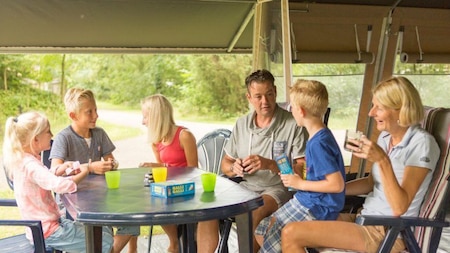 Onder de Luifel - Country Camp Auf Kengert Onder de Luifel - Country Camp Auf Kengert
