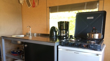 Verrijdbare keuken - Country Camp Nommerlayen Verrijdbare keuken - Country Camp Nommerlayen