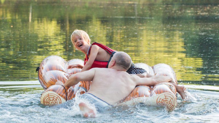 Schwimmteich - Land Camp des Messires