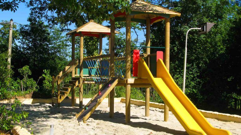 Spielplatz - Country Camp Le Clou
