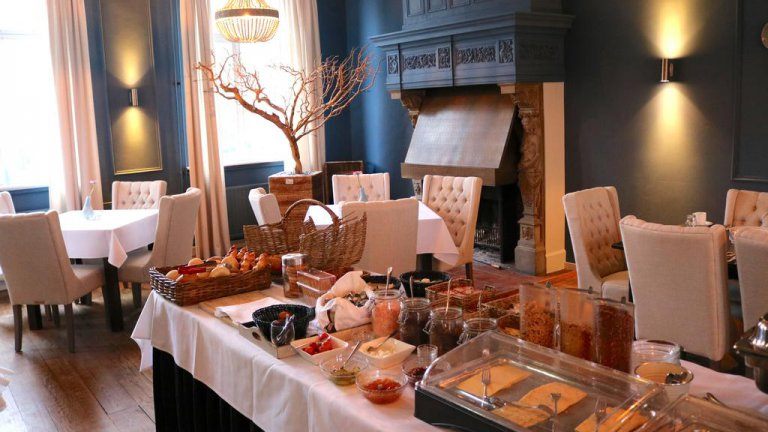 Ontbijtbuffet - Kasteel Doenrade
